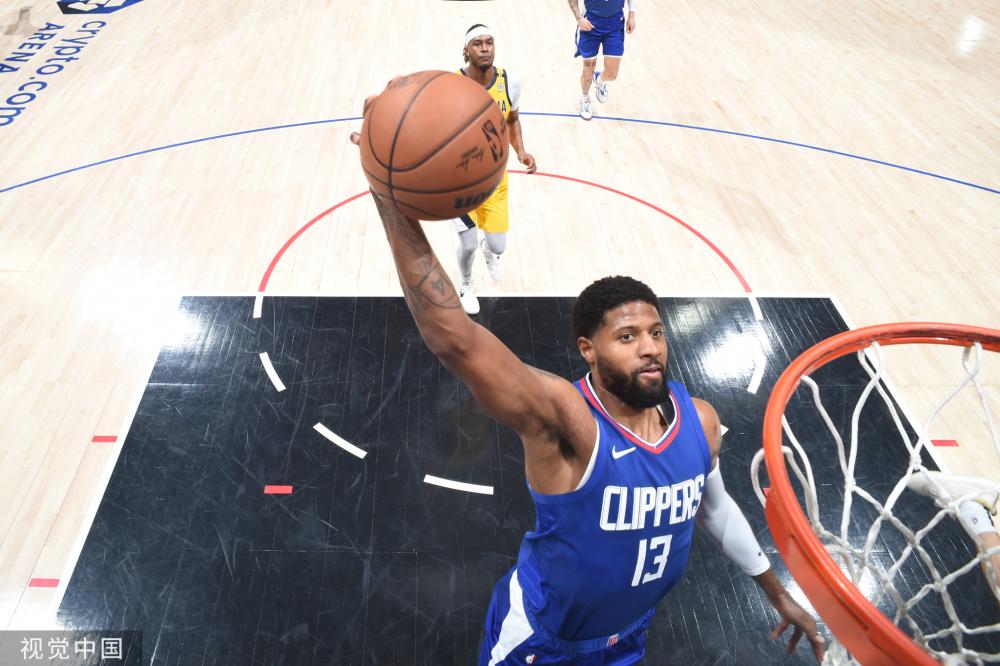 她不仅是中 她不仅是中