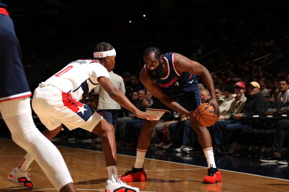 科隆则在防 科隆则在防